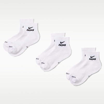 NikeSKIMS Dri-FIT Quarter Sock (3 Pairs). Nike.com